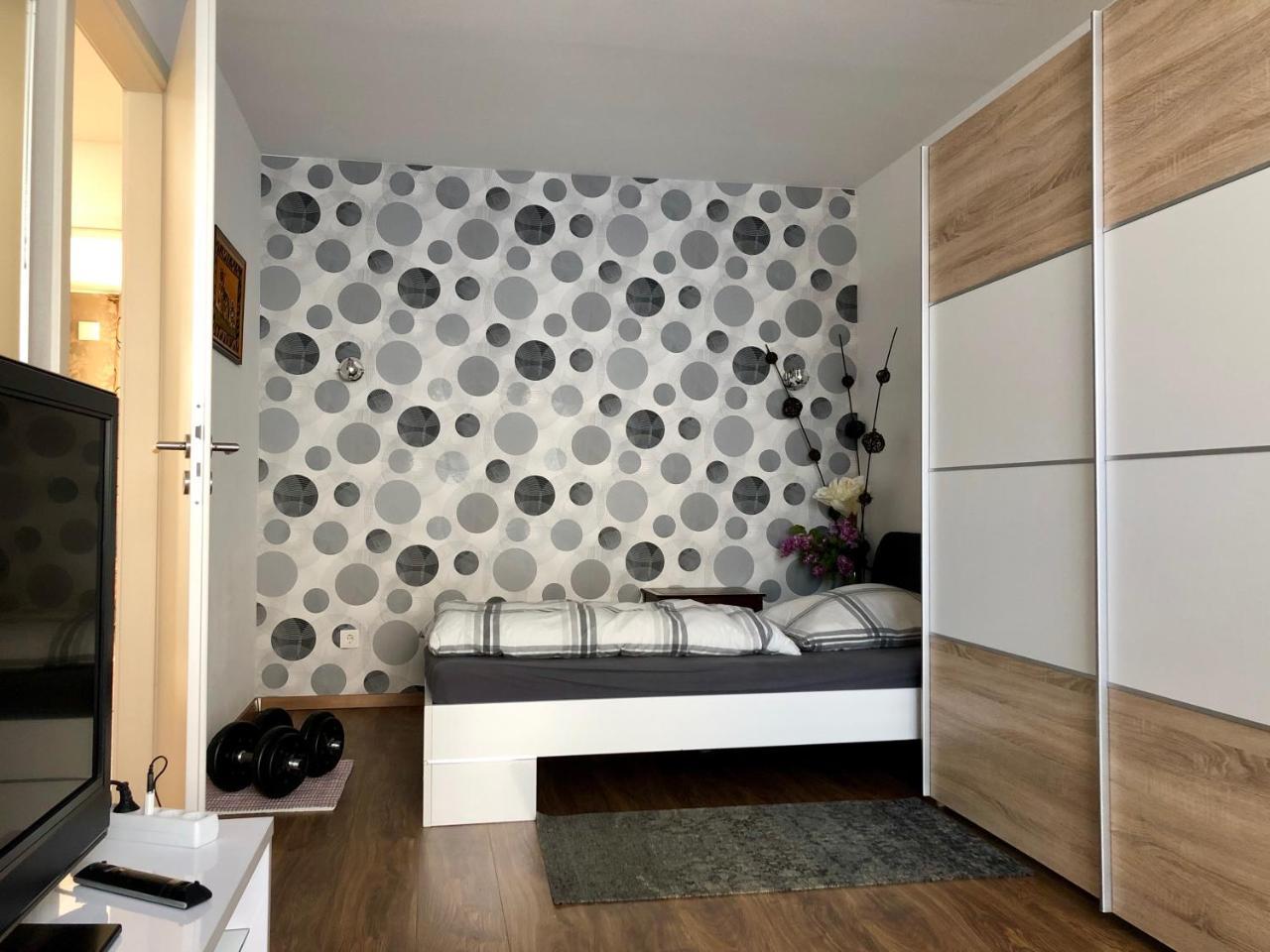 Profair Apartments Near Exhibition Center Hannover Bagian luar foto